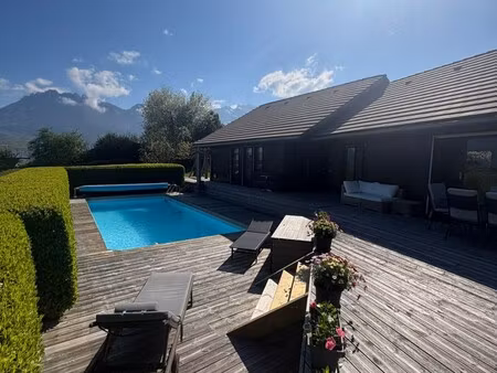 maison de luxe à vendre à saint-jorioz