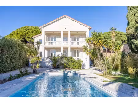 vente maison 6 pièces 195 m² à sanary-sur-mer (83110)  1 995 000 €