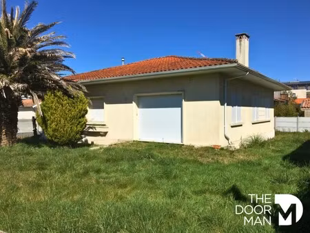 maison de luxe à vendre dans le quartier aiguillon-port