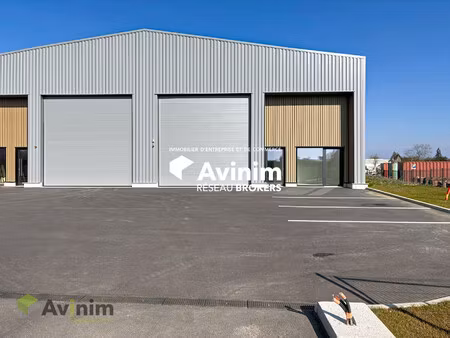 location local commercial