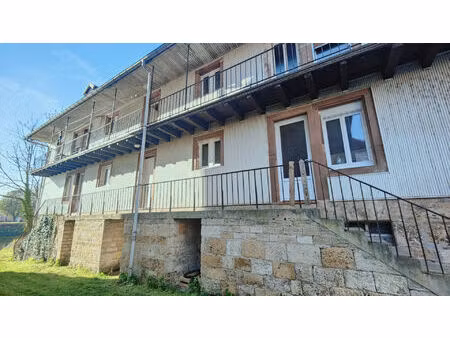 immeuble en monopropriété 360 m² habitable (810 m² de surface utile)