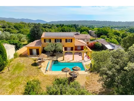 villa de luxe à vendre à sauteyrargues