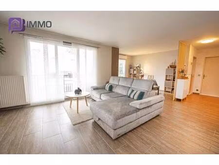 tres beau f4 quartier conservatoire