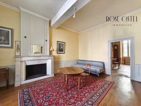 maison en coeur de ville; vie possible de plain pied.