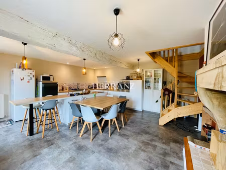 charmante maison en pierre  jardin  proche centre-ville