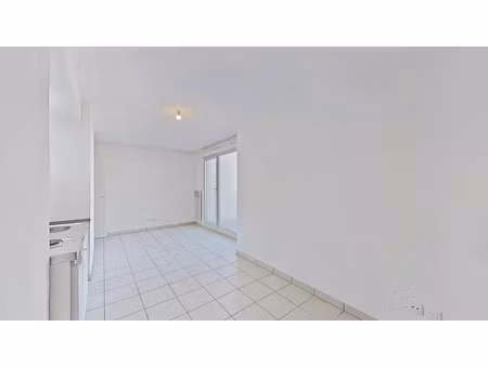 location appartement 2 pièces 36 m² à lyon 7 (69007)