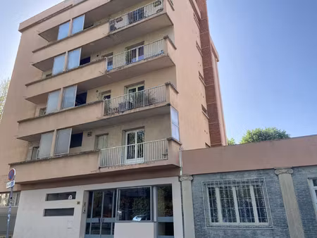 vente commerce 3 pièces 45 m² lyon 1 (69001)