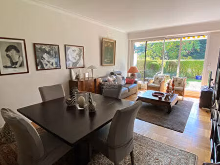 appartement le mesnil le roi 5 pièce(s)