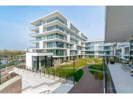 magnifique appartement 3 chambres avec grande terrasse