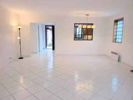 vente maison 4 pièces 110 m² chassieu (69680)