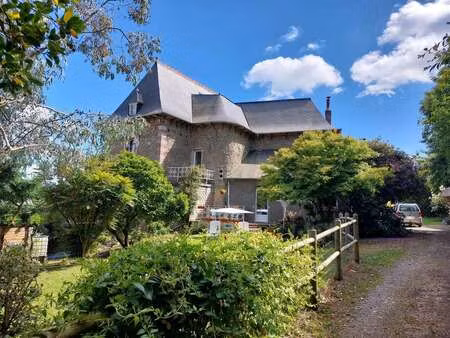 vente demeure d'exception à merdrignac (22230) : à vendre / 230m² merdrignac
