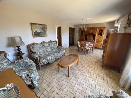 maison de plain pied avec grand garage