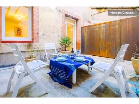 petite maison cachée à st. cyprien