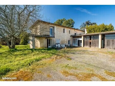 appartement 4 pièces 100 m²