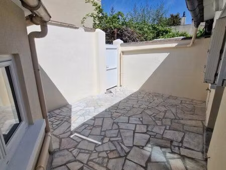 maison avec dépendance indépendante – idéale pour habitation + activité libérale calme