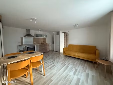 appartement t2 38m²