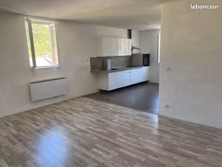 location appartement f4