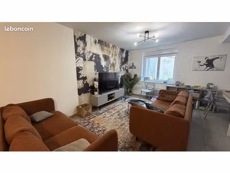 maison 7 pièces 12 m²