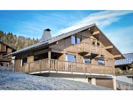 chalet de luxe à vendre dans le quartier ouest