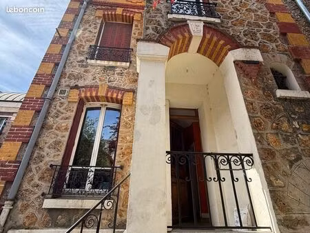 maison 6 pièces 74 m²