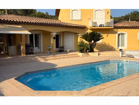 maison le cannet-des-maures 147.73 m² t-4 à vendre  680 000 €