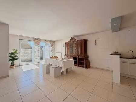 lichtrijk appartement met 2 slpk in hartje torhout!