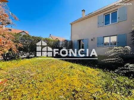 maison 7 pièces 107 m²