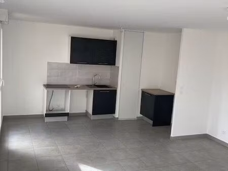 appartement 3 pièces 64 m²