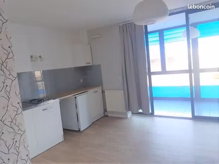 studio 1 pièce 25 m²