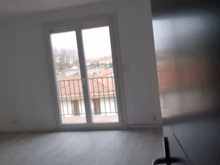 studio à louer quartier recherché (la lunette)