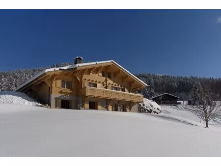 maison de luxe à vendre à la clusaz