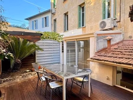 2 pièces avec terrasse