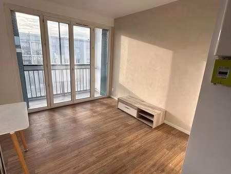 appartement t3 de 57 m2 entièrement rénové