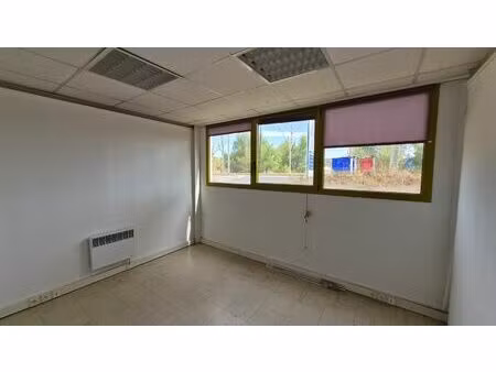 location local professionnel 140m² vitrolles 13127