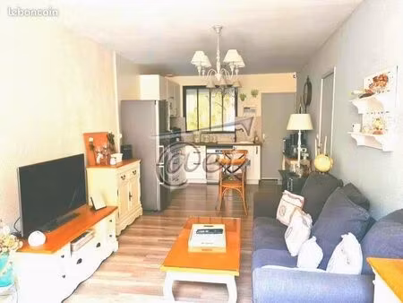 appartement 3 pièces 44 m²