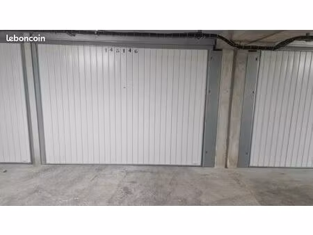 garage fermé vieux port la ciotat