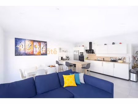 vente appartement 4 pièces 91 m² à vals-près-le-puy (43750)  349 000 €