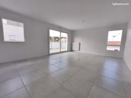 appartement 3 pièces 68 m²