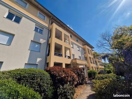 t4 94m² / 2 terasses / vue degagee et calme