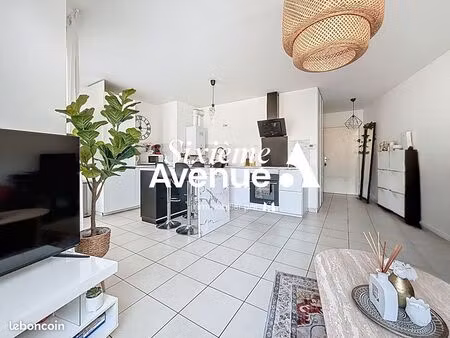 appartement 2 pièces 43 m²