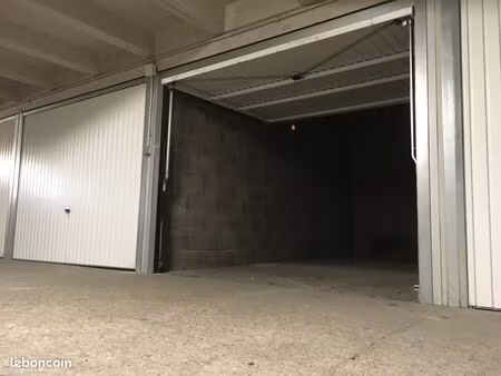 garage/box 13 m² decines charpieu