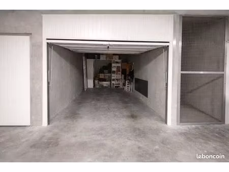 garage/box 15 m² vaulx en velin