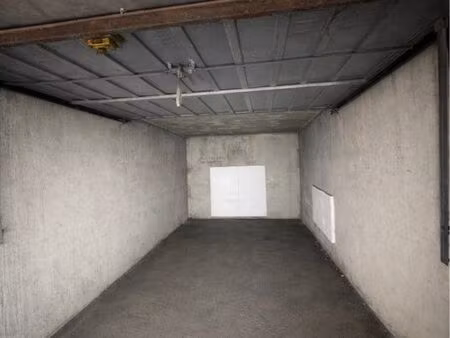 parking garage box 13m2