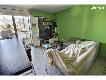 vente appartement t3 64m3 a vénissieux 200000 rue romain rolland