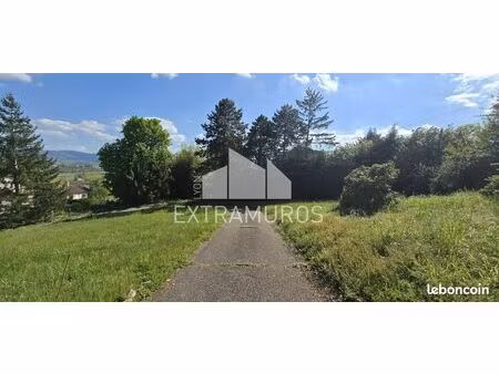 terrain 814 m² savigny