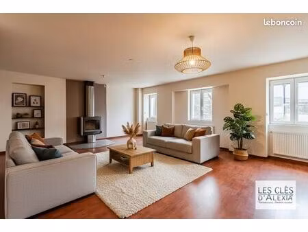 maison 7 pièces 193 m²