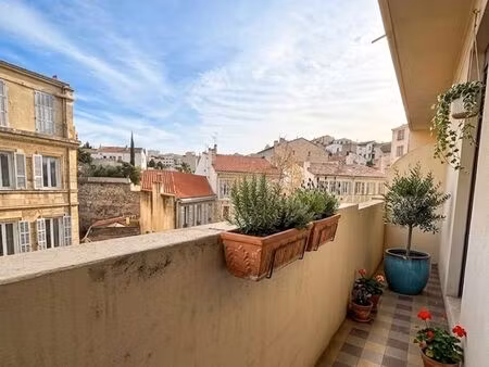 3 pièces  quartier endoume 13007 marseille