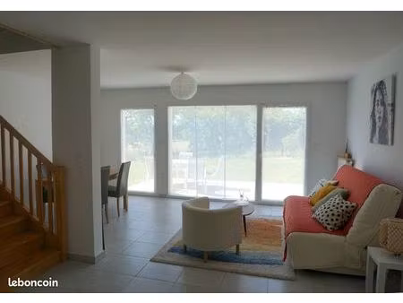 maison individuelle 3 chambres jardin