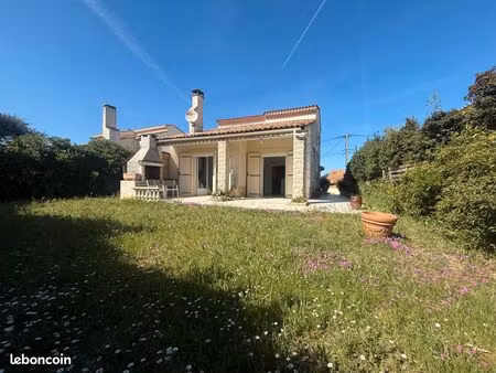 chateauneuf les martigues  belle maison t5 de 170 m² sur 471 m² piscinable