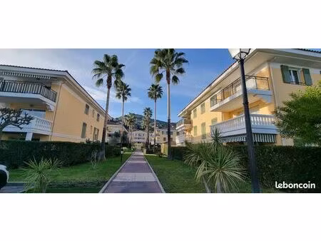 magnifique appartement 2 pièces 44m2 + jardinet 37m2 dans petite résidence au calme à mand